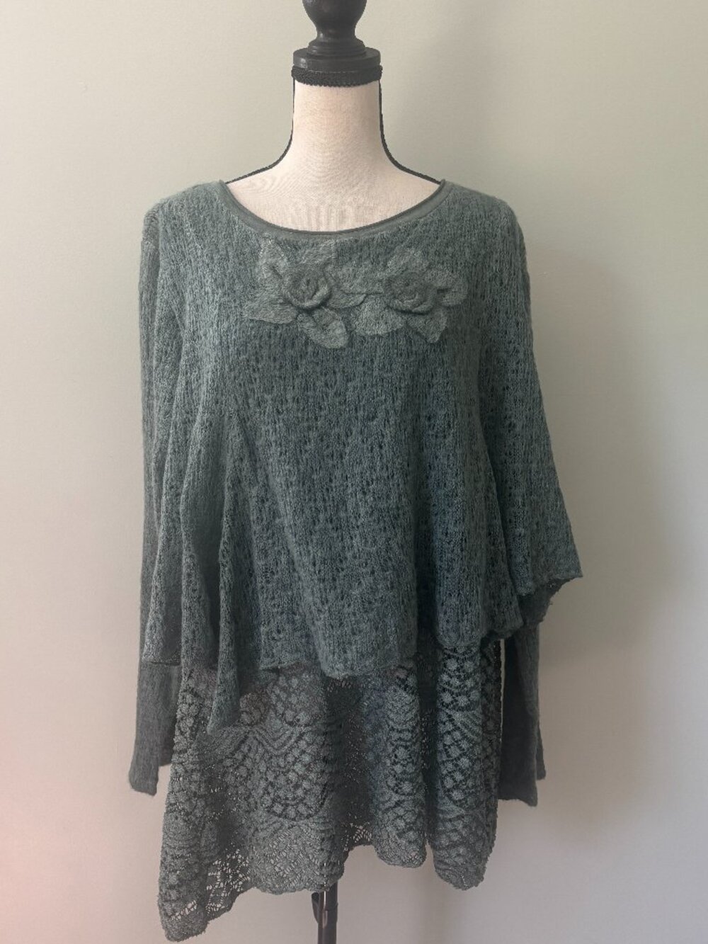 Feratelli Crochet-Hem Sweater Top — Sage/Green, size S NWT
